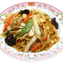 Yakisoba noodles with sauce