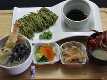 Buckwheat noodles with tempura