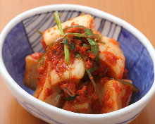 Cubed daikon radish kimchi