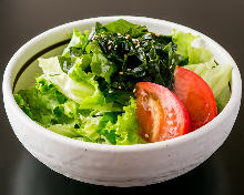 Wakame salad