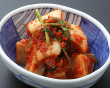 Cubed daikon radish kimchi