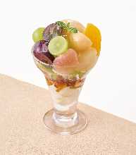 Fruit parfait