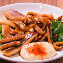 Squid tentacle garlic stir-fry