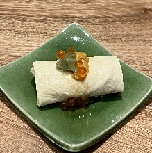 Yuba and sea urchin with ankake sauce