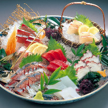 Assorted sashimi