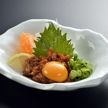 Horse meat tartare