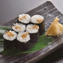 Natto sushi rolls