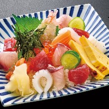 Chirashi sushi