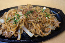 Sauteed wheat noodles