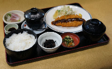 780 JPY Set