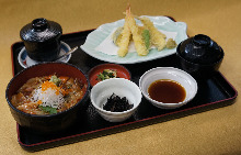 1,310 JPY Set