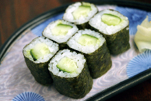 Cucumber sushi rolls