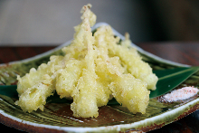 Rakkyo tempura