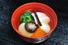 Ozoni (soup with rice cakes)