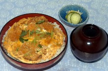 Pork cutlet rice bowl