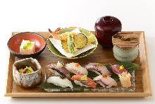 Sushi meal set