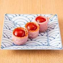 Wrapped tomato skewer