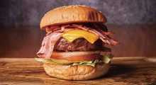 Bacon cheeseburger
