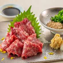 Fatty horse meat sashimi