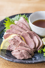 Slow-cooked beef liver sashimi