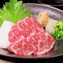 Fatty horse meat sashimi