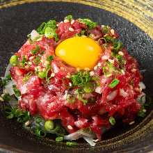 Horse meat tartare