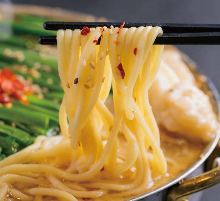 Chinese noodles (as the concluding dish for hot pot)