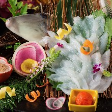 Live thread-sail filefish sashimi