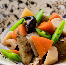 Chikuzen-ni (Simmered Chicken and Root Vegetables)