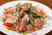 Raw ham salad