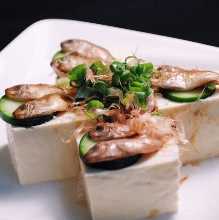 Sukugarasu (salted young rabbitfish) tofu
