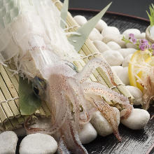 Live squid sashimi