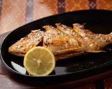 Grilled fish with butter