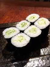 Cucumber sushi rolls