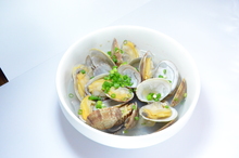 Grilled manila clams with butter