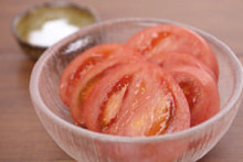 Sliced tomatoes