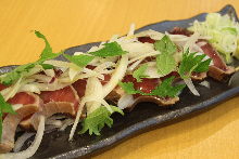 Seared skipjack tuna