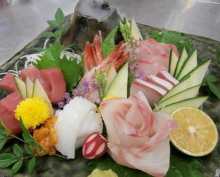 Assorted sashimi