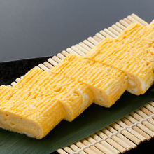 Japanese-style rolled omelet