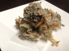 Mozuku seaweed tempura