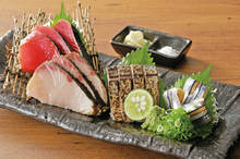 Assorted sashimi