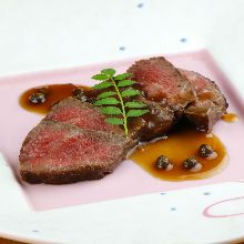 Charcoal-grilled Wagyu beef rump