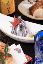 Silver-stripe round herring sashimi