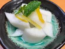 Daikon radish and yuzu