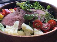 Roast beef salad