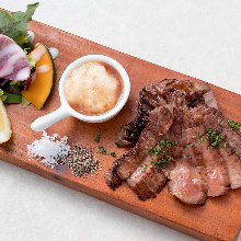 Premium grilled tongue seasoned with salt