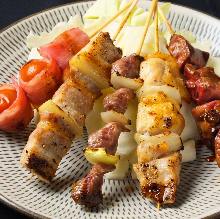 Assorted grilled chicken skewers, 5 kinds