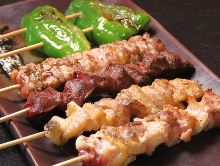 Assorted grilled chicken skewers, 5 kinds