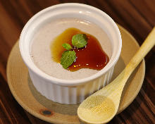 Sesame pudding