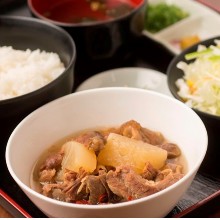 Simmered beef tendon